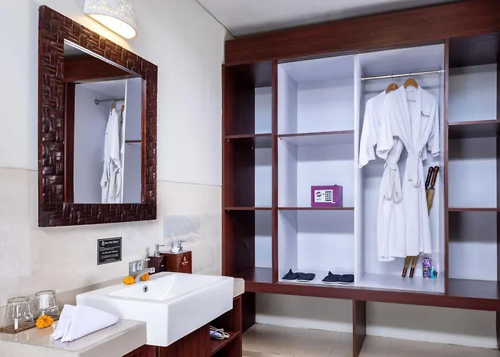 Villa Griya Shanti &