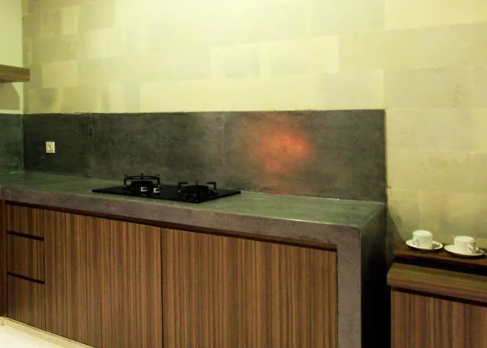 Villa Griya Shanti &