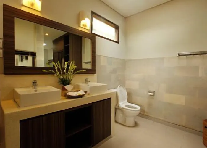 Griya Shanti & Villa